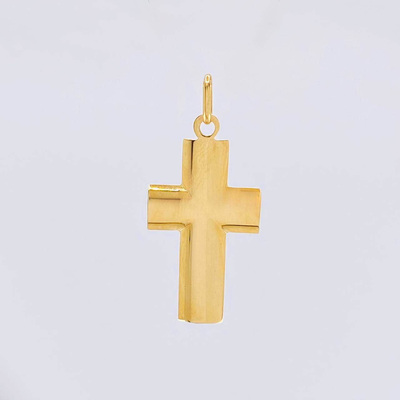 Dije Cruz Lisa 1.3 g / 3.2 cm Oro Amarillo 18K