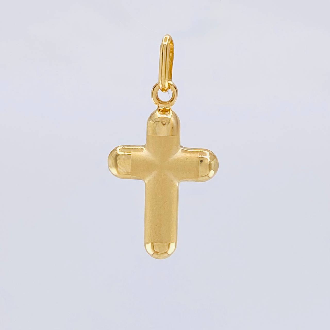 Dije Cruz Mate 1.2 g / 2.5 cm Oro Amarillo 18K