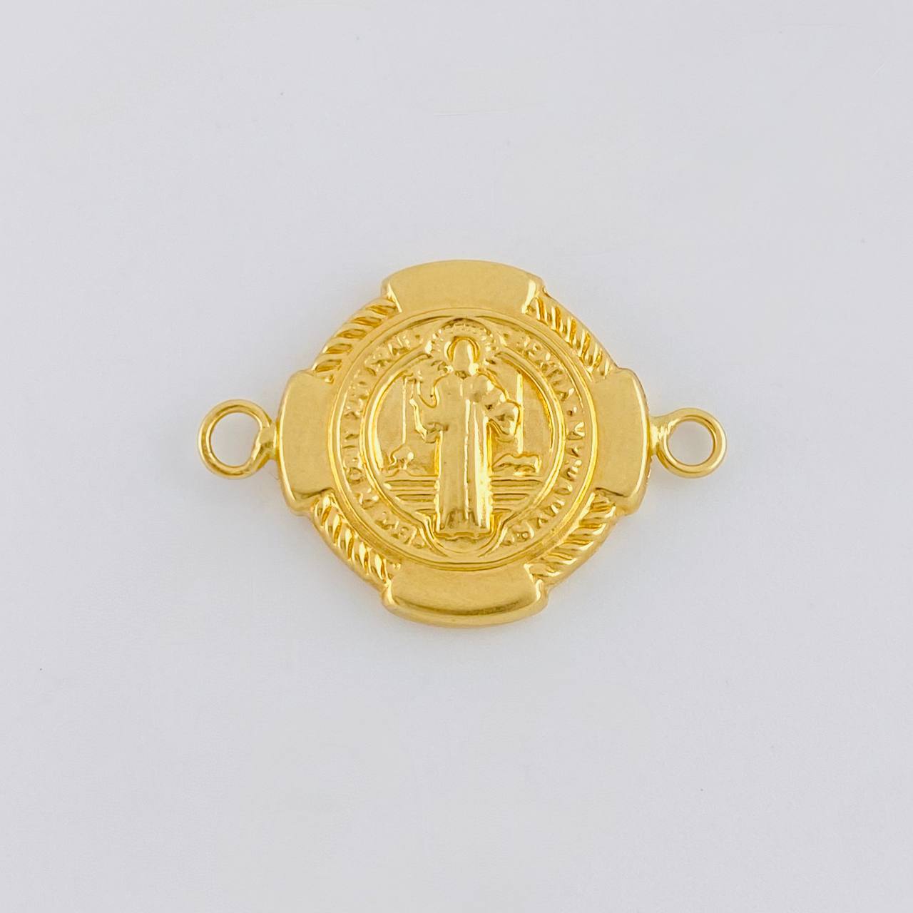 Herraje San Benito 1.45 g / 2.2 cm Oro Amarillo 18K