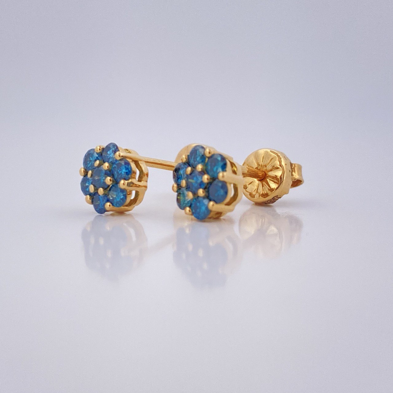 Topos Flor Seis Petalos Diamantes  1.9gr / Oro Amarillo 18K &