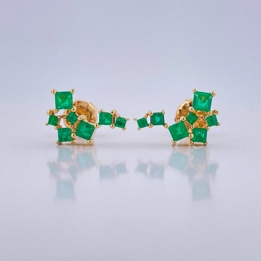 Topos Osa Mayor Esmeraldas 2.1gr / Oro Amarillo 18K &