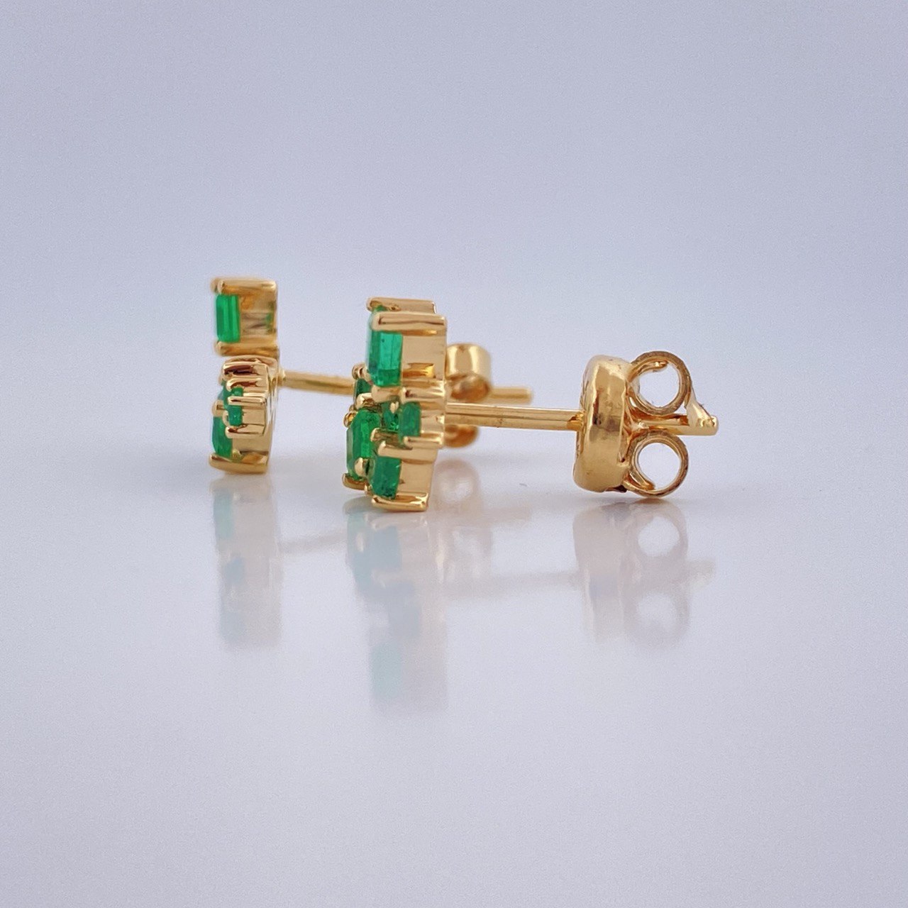 Topos Osa Mayor Esmeraldas 2.1gr / Oro Amarillo 18K &