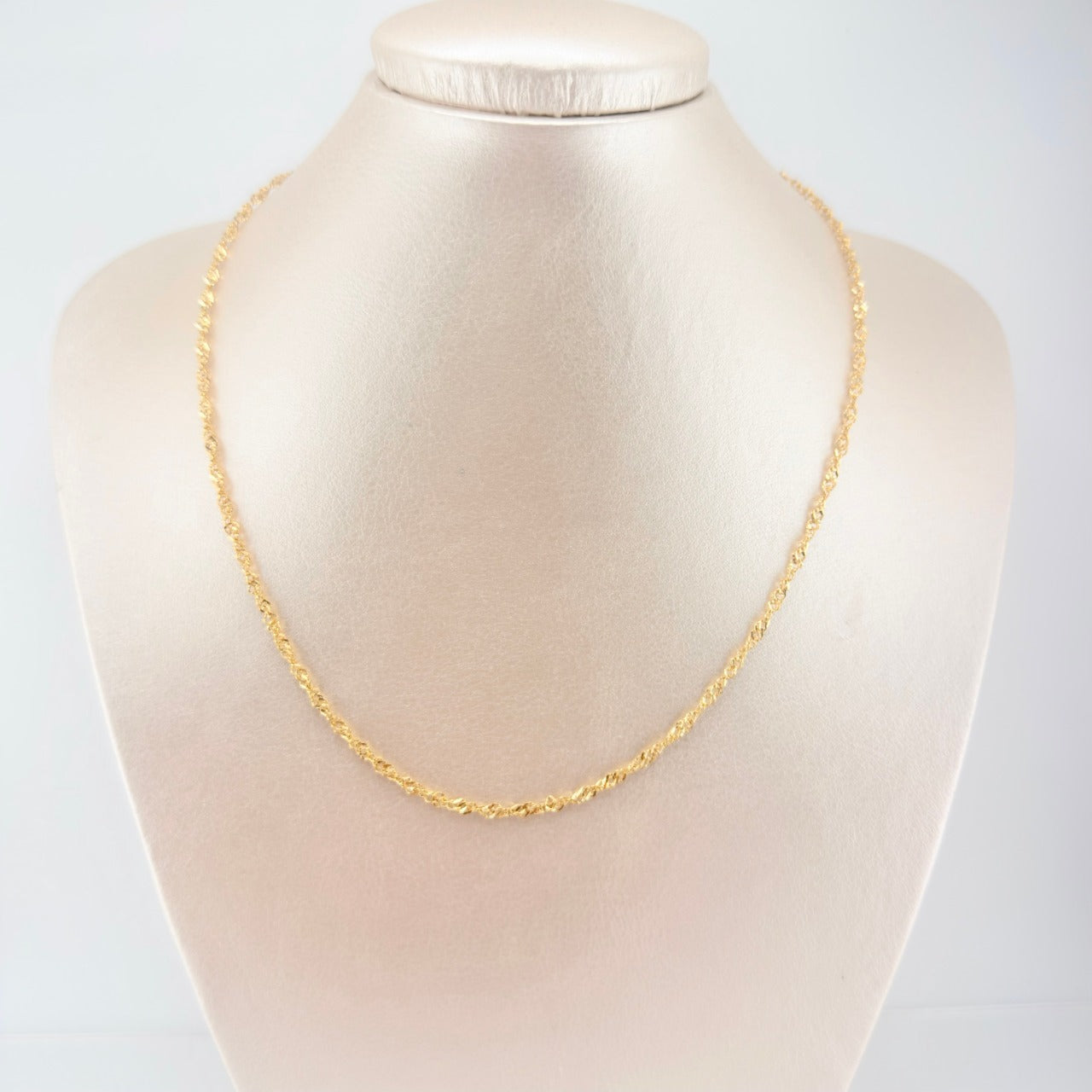 Cadena Singapur 1.95gr / 45cm / 2.3mm Oro Amarillo +3 18K ©