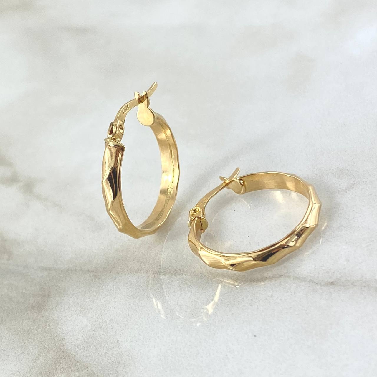 Candongas Nia 1.85gr / 2.3cm / Oro Amarillo 18K *