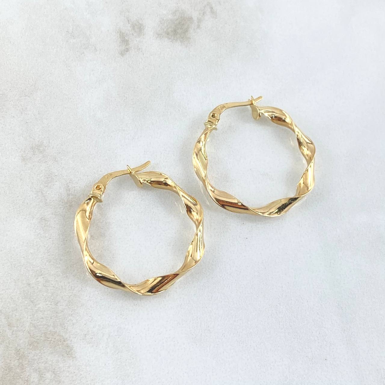 Candongas Bella 2.15gr / 2.8cm / Oro Amarillo 18K