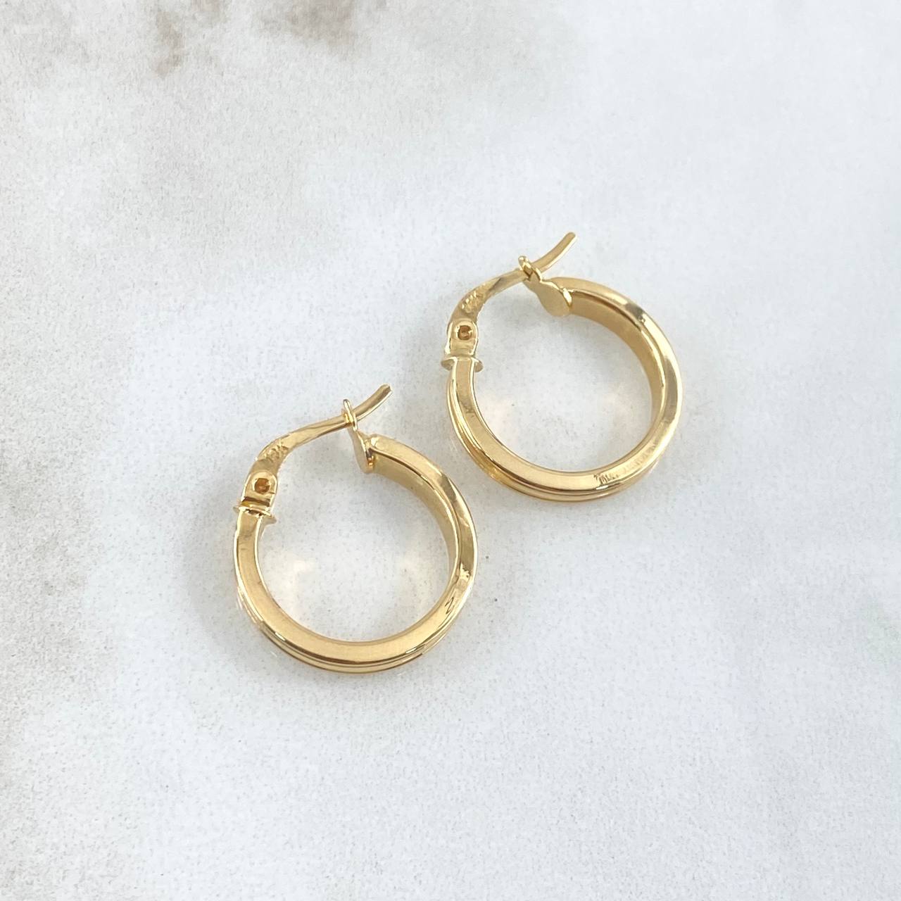 Candongas Miku 1.75gr / 1.9cm / Rayas Frontales Oro Amarillo 18K