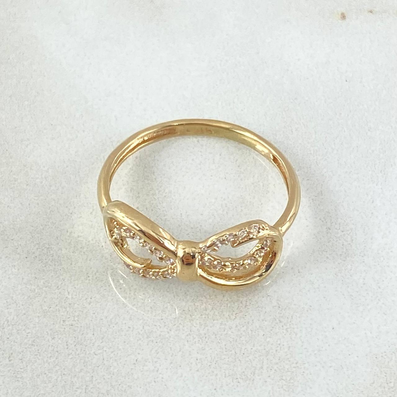 Anillo Moño 2.3gr / T7 1/2 / Oro 18K