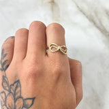 Anillo Moño 2.3gr / T7 1/2 / Oro 18K