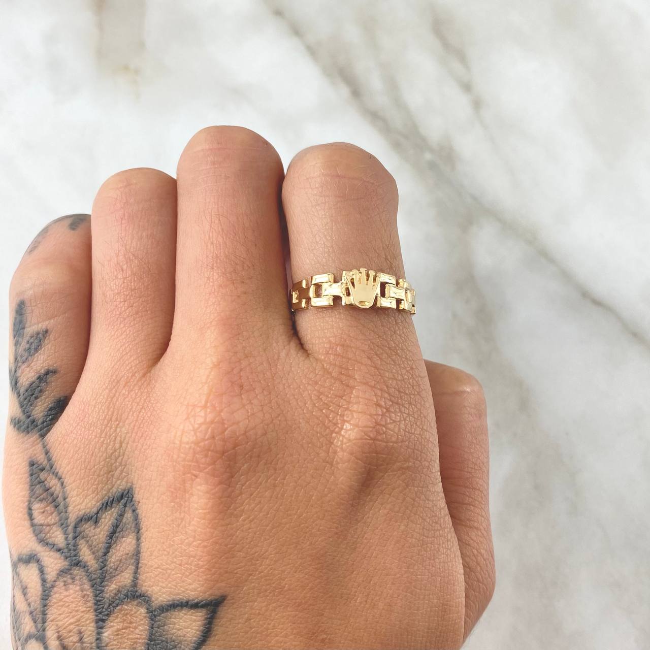 Anillo Correa Corona 2.15gr / T7 1/4 / Oro 18K