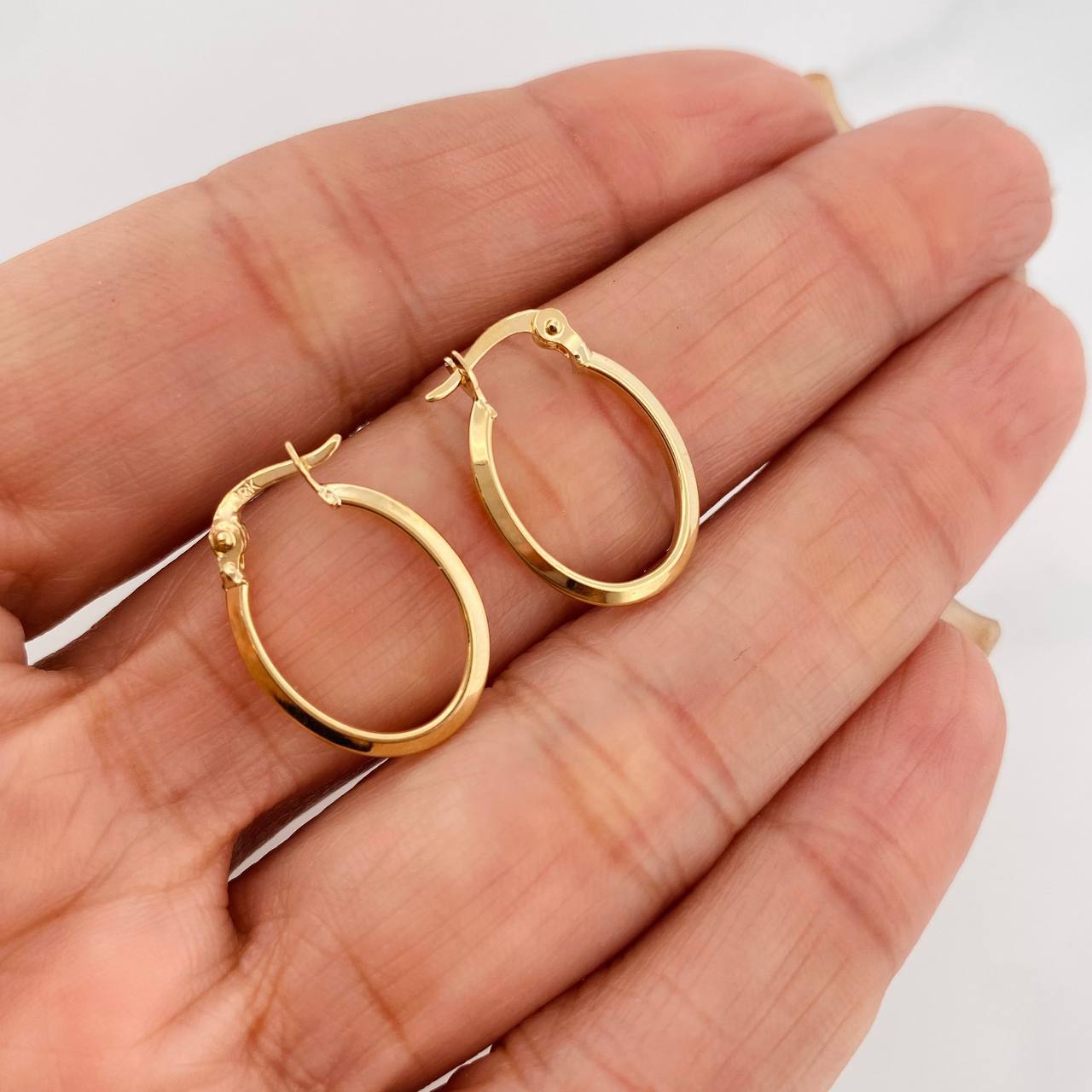 Candongas Clau Ovaladas 0.95 g / 2 cm Oro Amarillo 18K