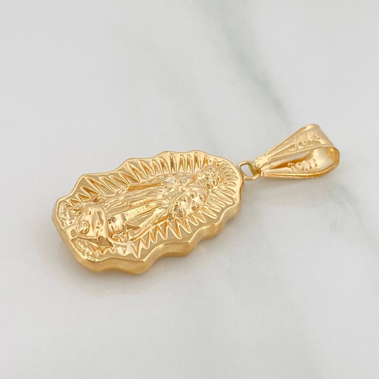 Dije Virgen Guadalupe 1.55 g / 3.5 cm Oro Amarillo 18K