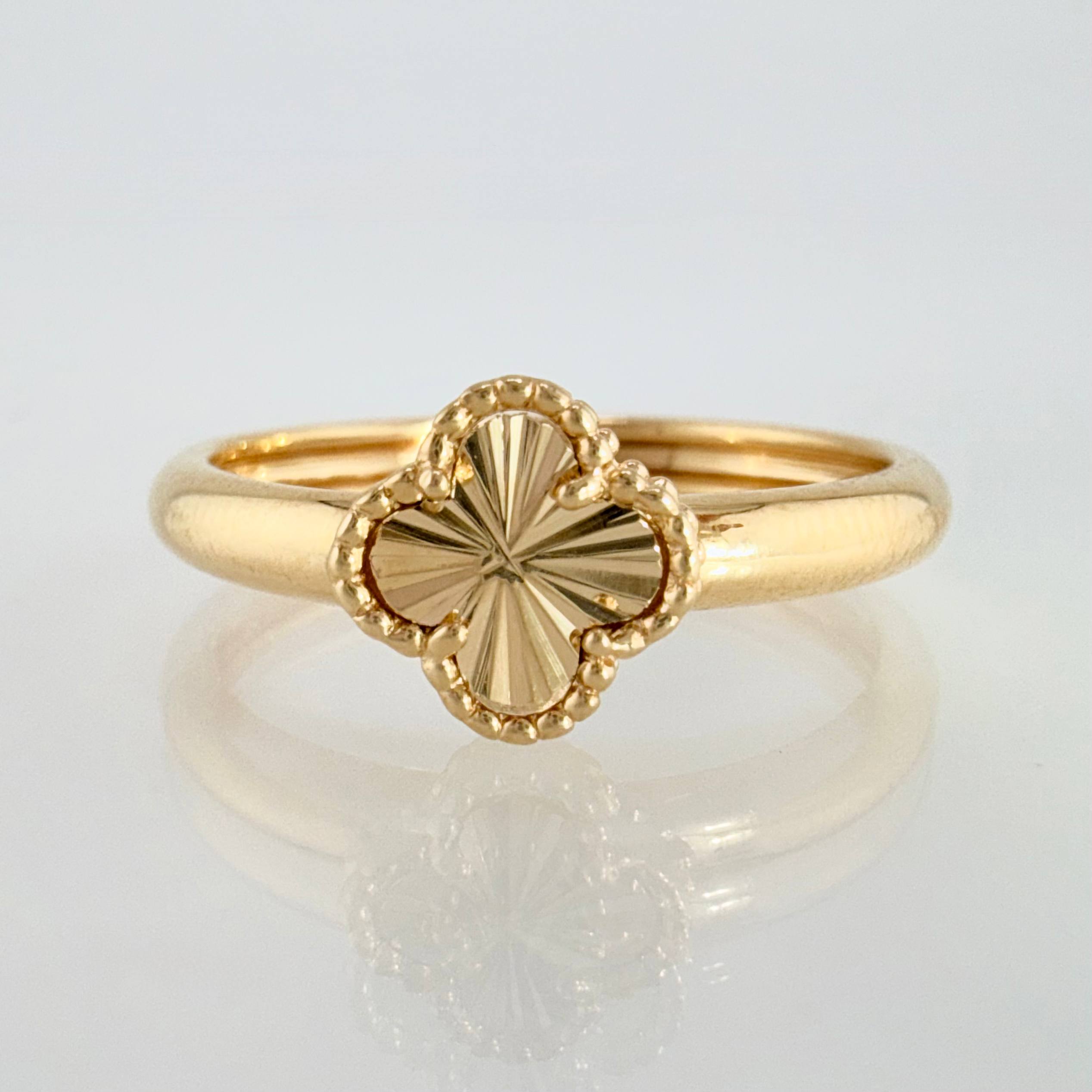 Anillo Trebol Dorado 2.2gr / T8 1/4 / Oro Amarillo Nac.Esp. 18K *
