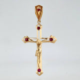 Dije Cruz Cristo Rubies 35pts 4.15gr / 5cm / Oro Amarillo 18K ©
