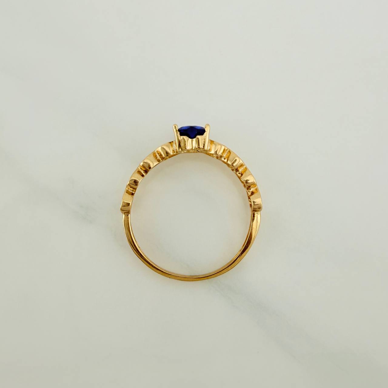 Anillo Solitario Corazones 2.25gr / T7 1/4 / 2.3cm / Oro Amarillo 18K $