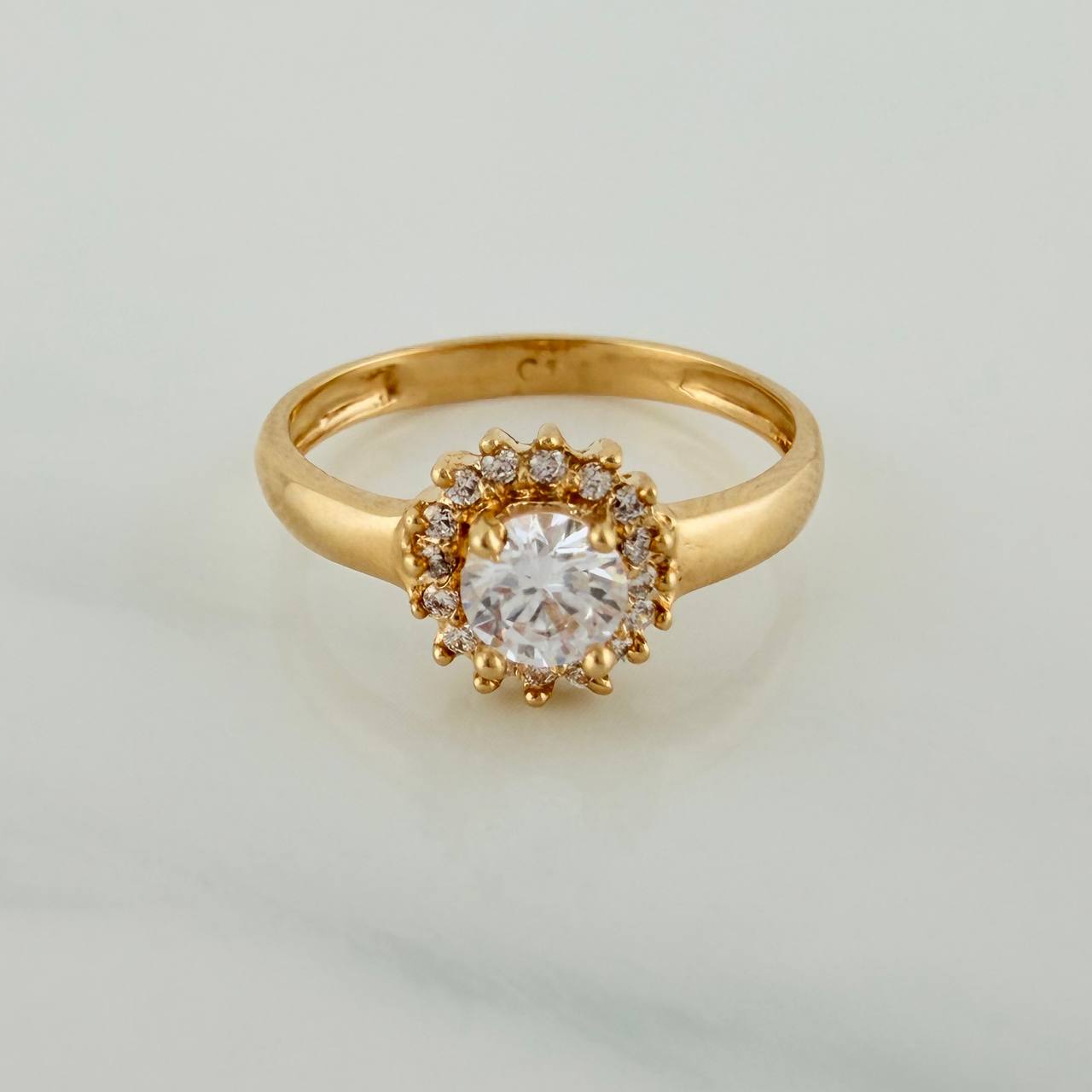 Anillo Flor De Loto 2.2gr / T5 3/4 / 2.1cm / Oro Amarillo 18K $