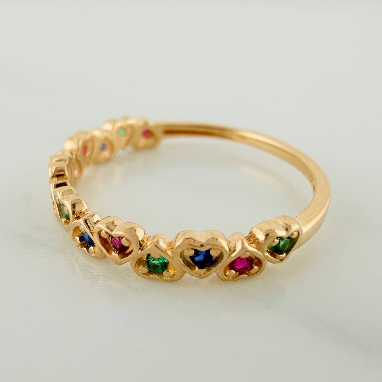Anillo Corazones Intercalados 1.65gr / T6 1/2 / 2cm / Oro Amarillo 18K $