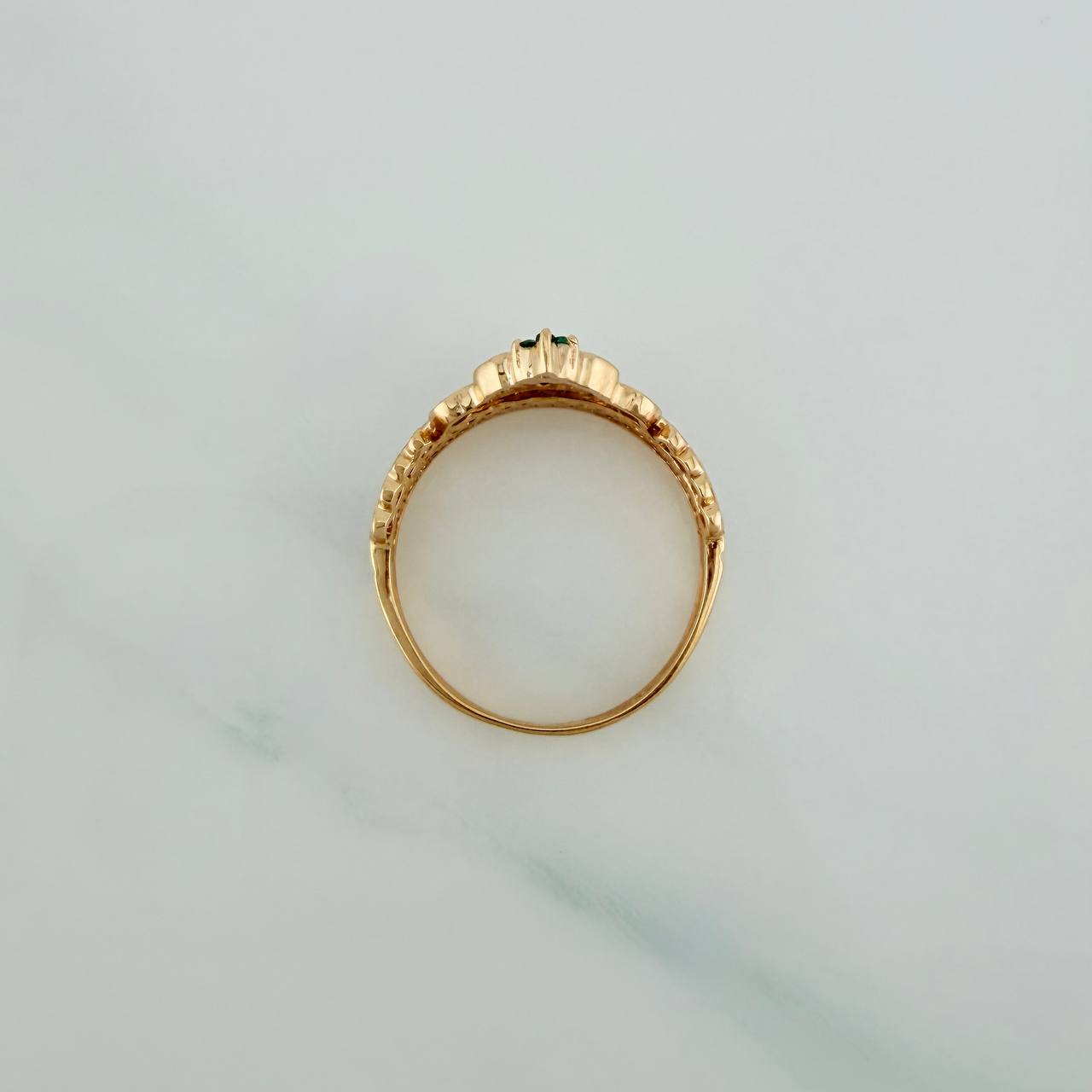 Anillo Corona 2.75gr / T6 1/4 / 2cm / Dos Oros Amarillo Blanco 18K $