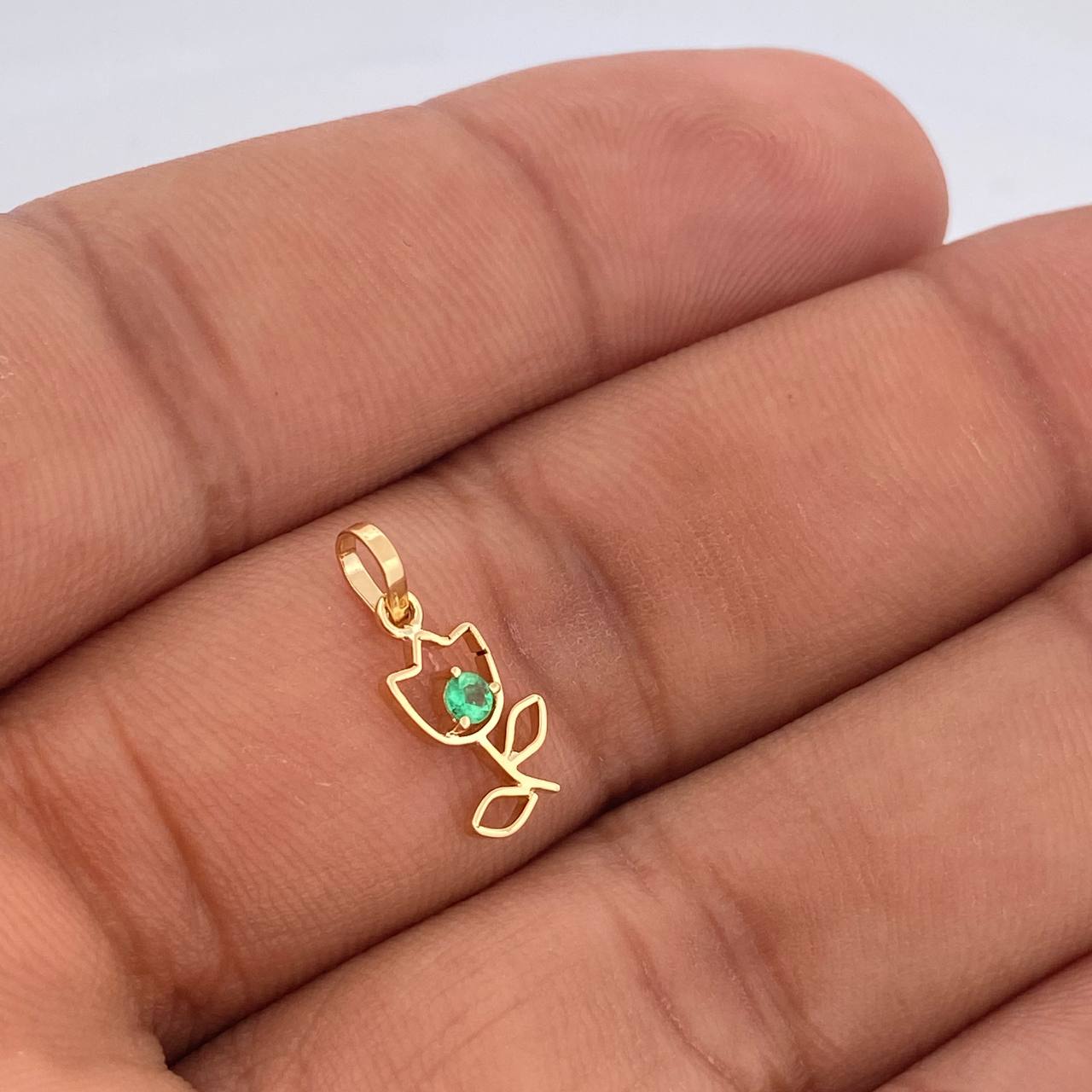 Dije Silueta Rosa 0.45gr / 1.6cm / Oro Amarillo 18K &