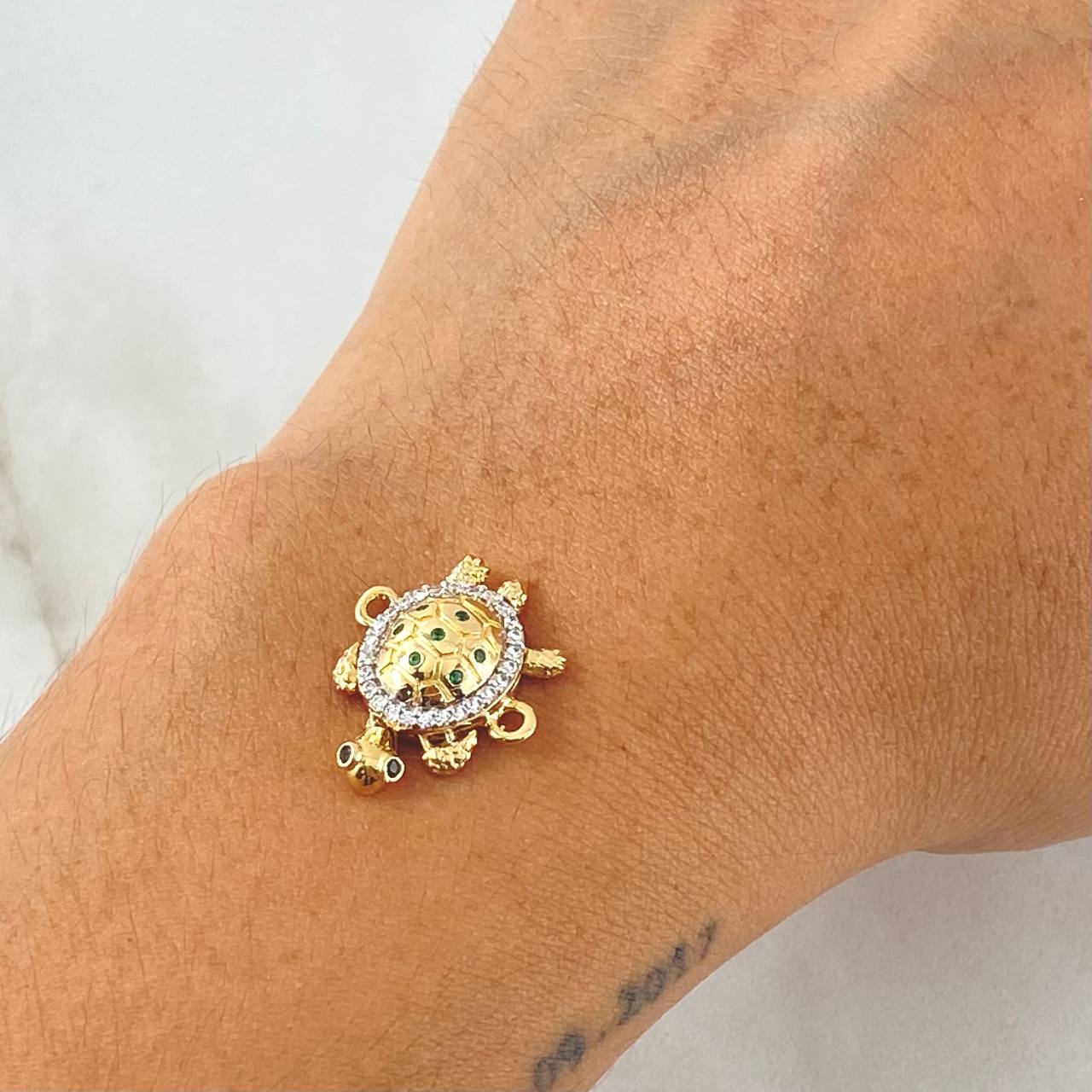 Herraje Tortuga Movil 2.65gr / 1.6cm / Oro 18K