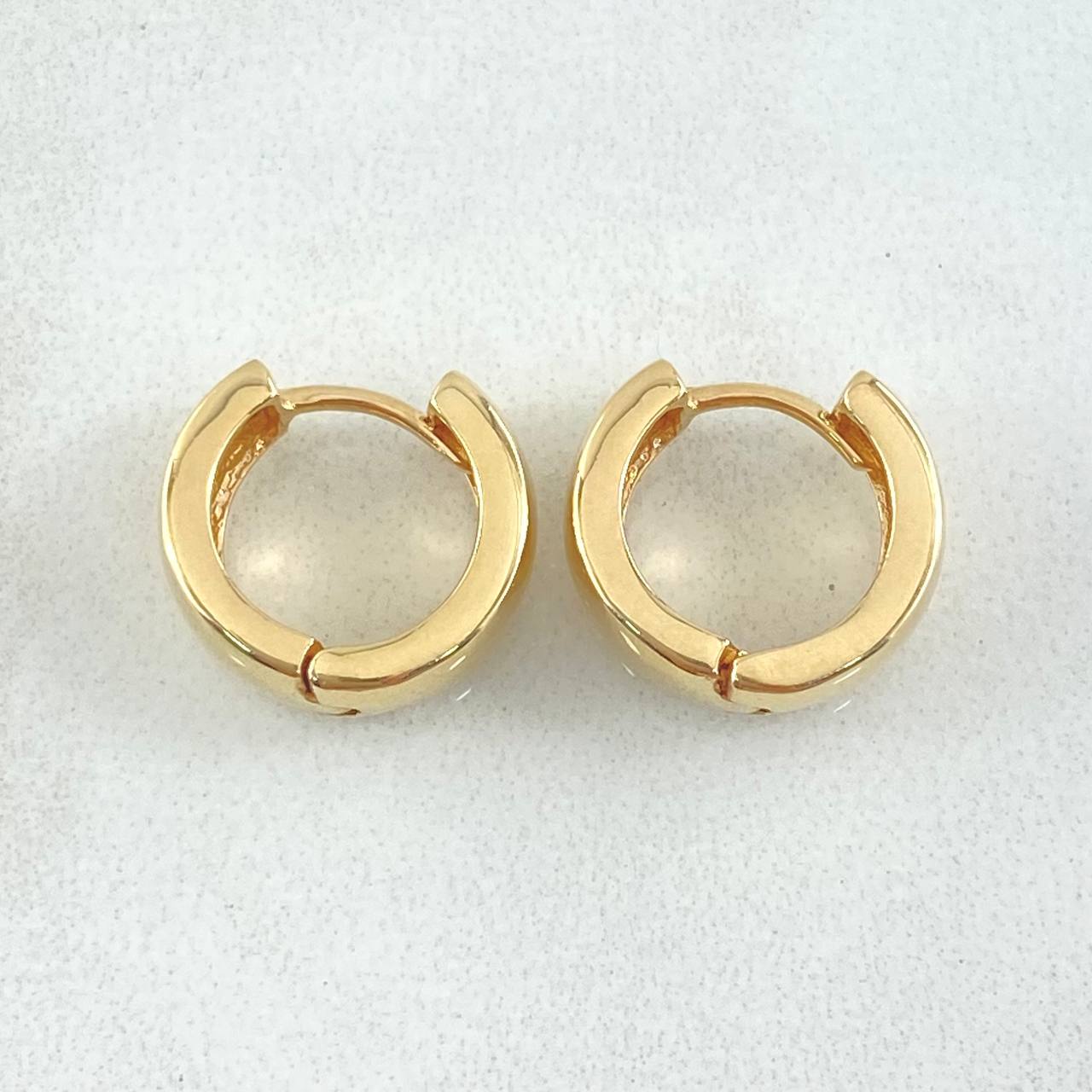 Candongas Lisas 3.85gr / 1.3cm / Oro 18K