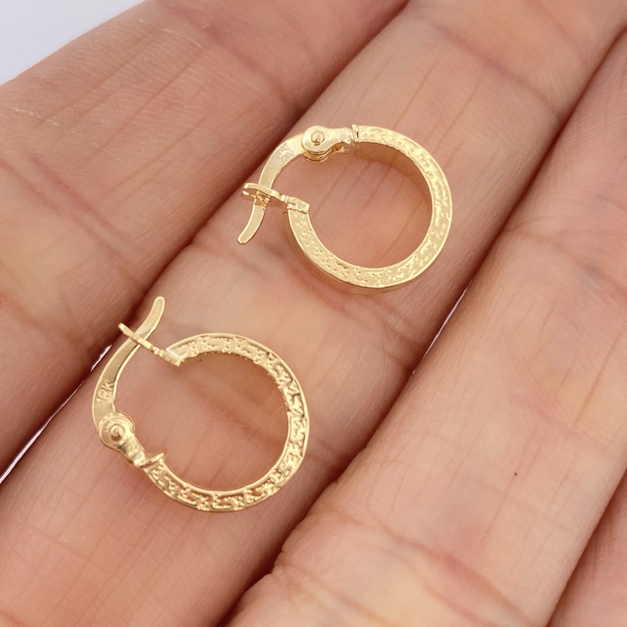 Candongas Tribal 1gr / 1.3cm / Oro Amarillo 18K $