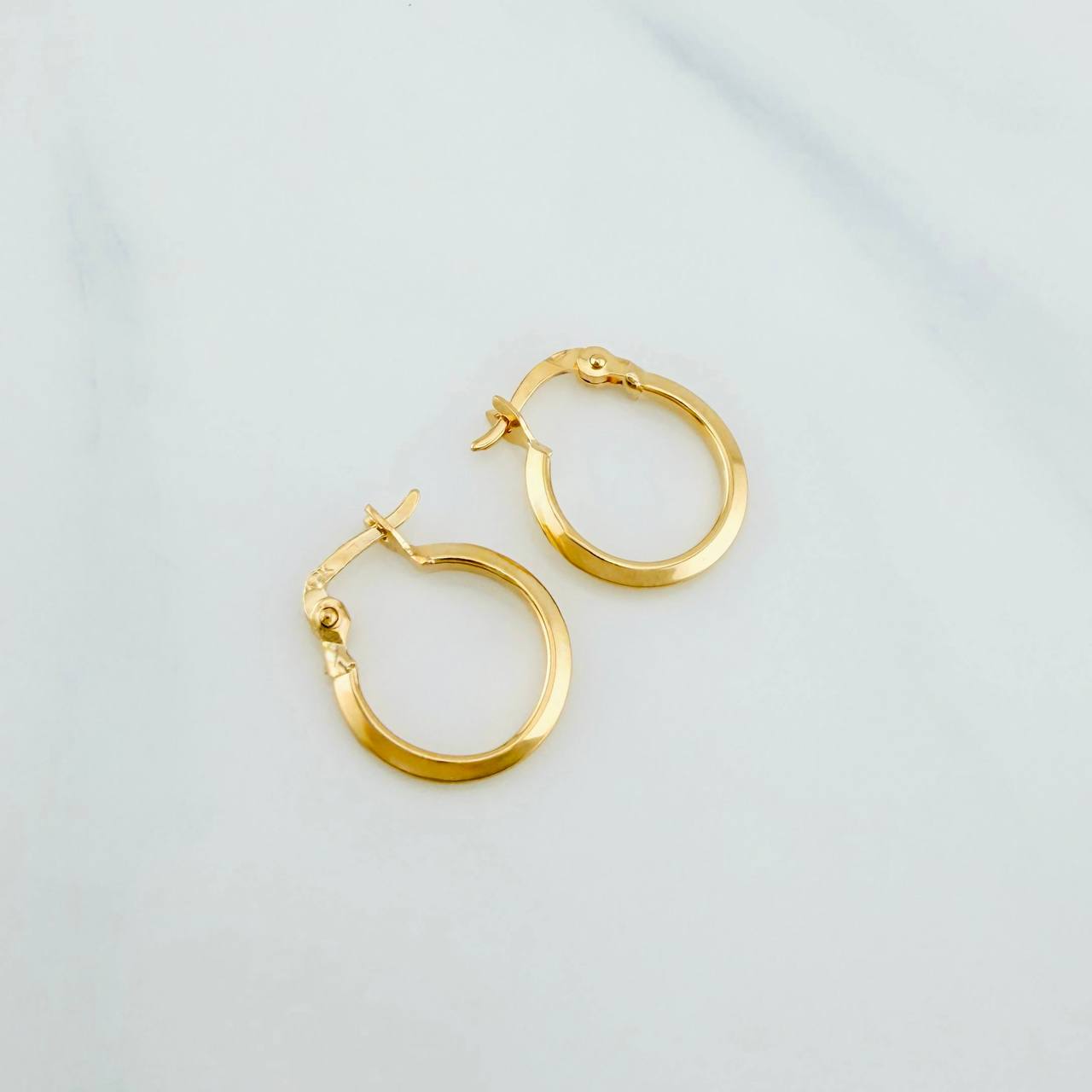 Candongas Clau 0.85 g / 1.5 cm Oro Amarillo 18K
