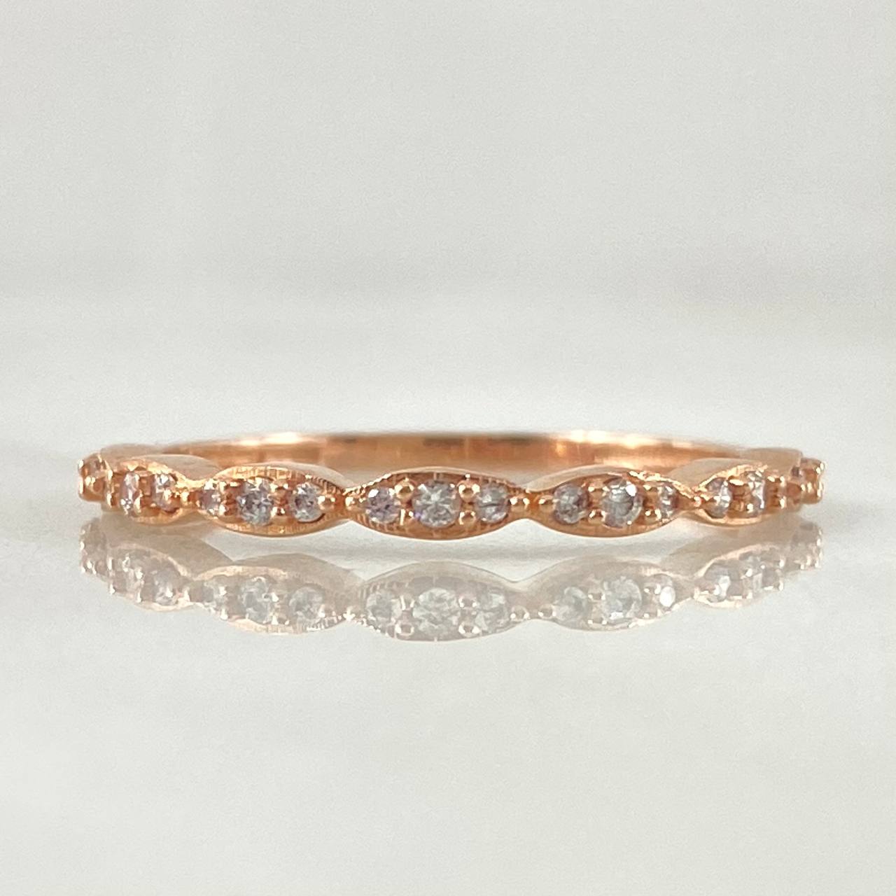 Anillo Linea De Ojos 1.3gr / T6 / Oro 18K *