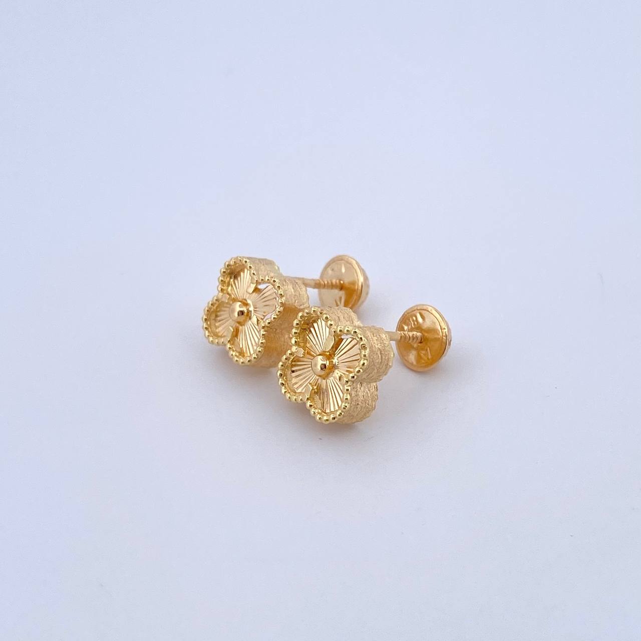 Topos Trébol VCyA 2.5gr / 8mm Diamantado Borde Punteado Oro Amarillo Nac.Esp. 18K ©