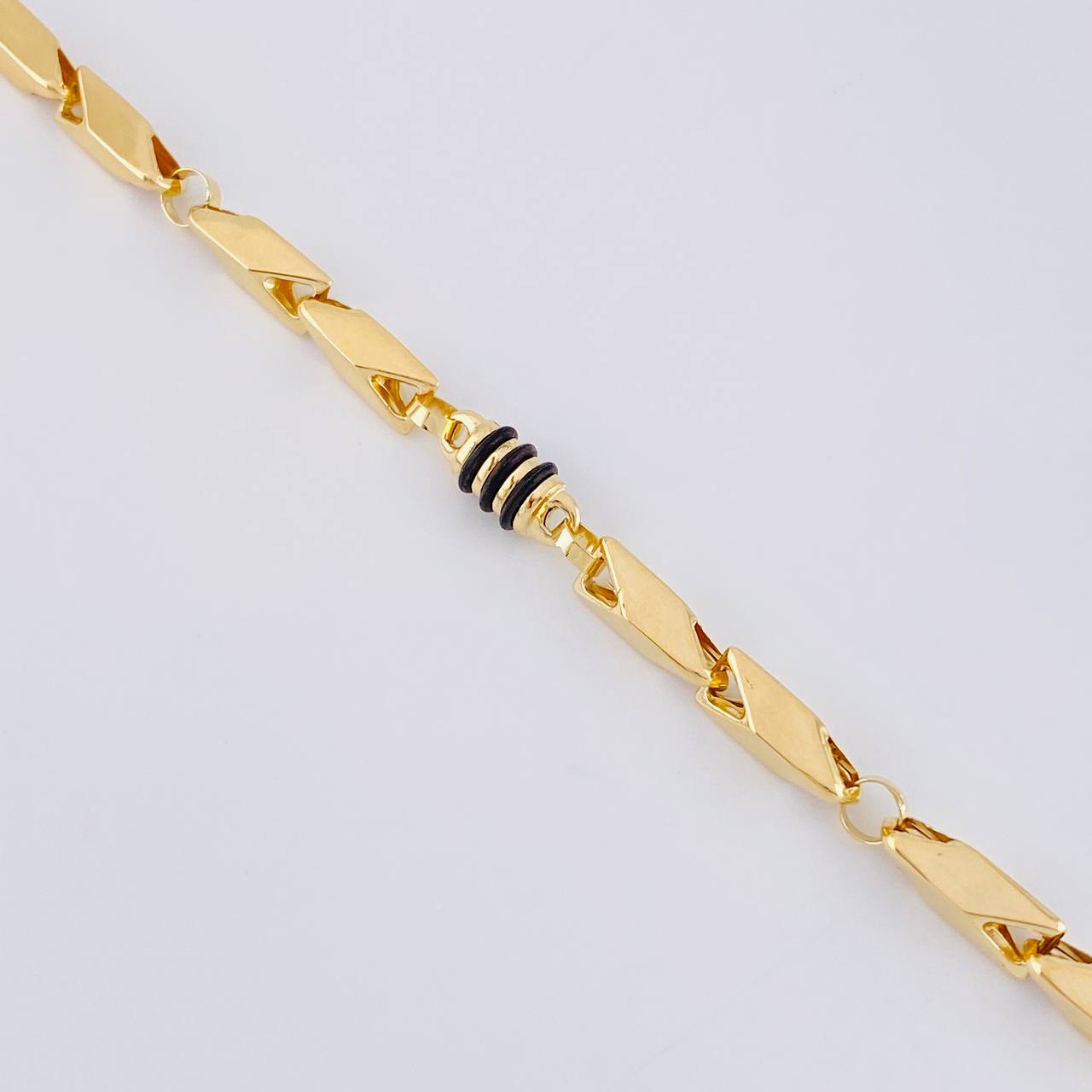 Pulso Rustico Cauchos Negros 6 g / 21 cm / 5 mm Oro Amarillo 18K
