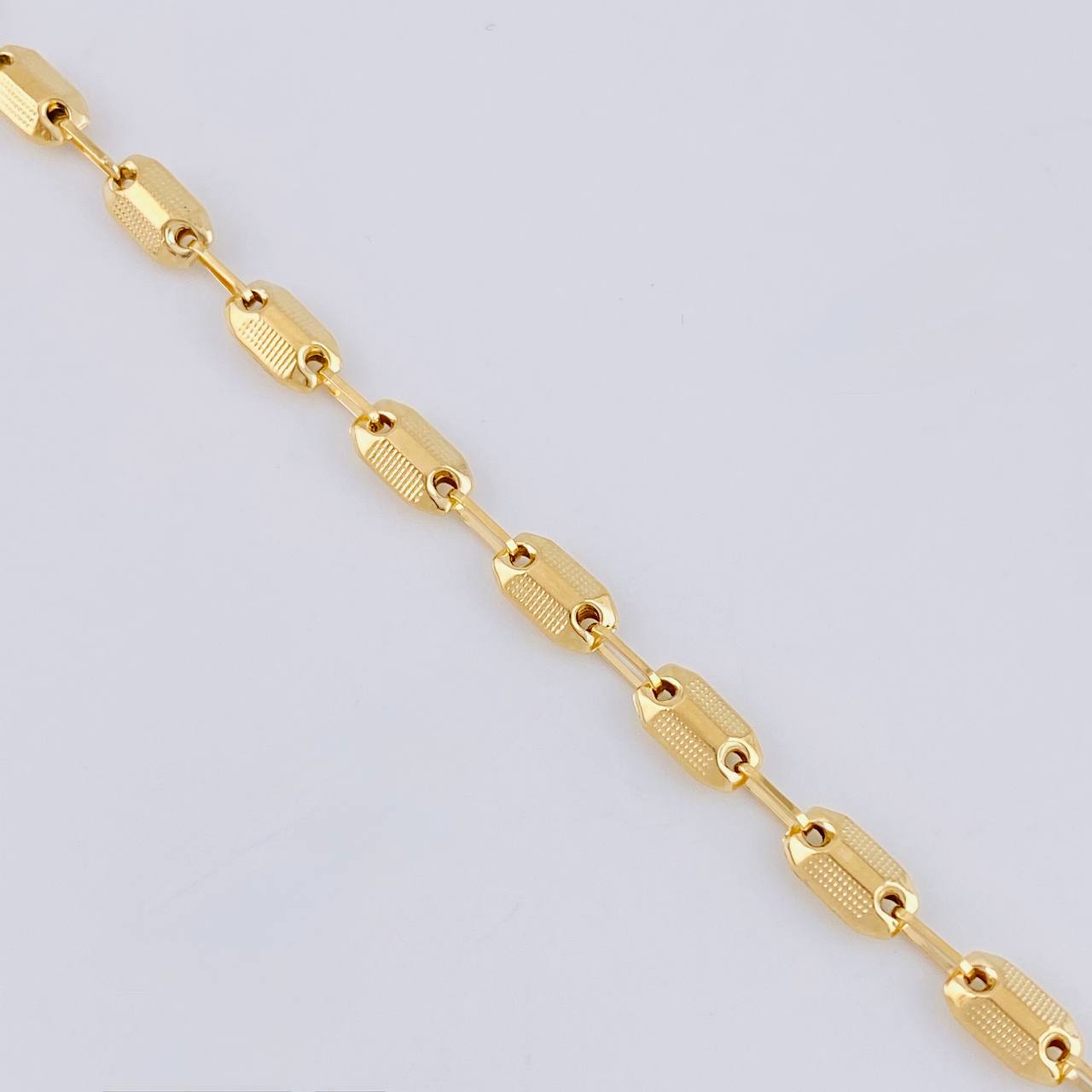 Tobillera Rustico Texturizados 4.4 g / 26.5 cm / 4.2 mm Oro Amarillo 18K