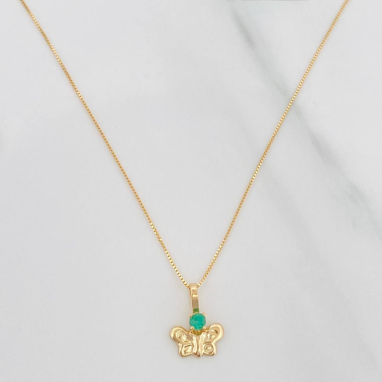Set Cadena Veneciana + Dije Mariposa Esmeralda 06Pts / 1.3 g / 45 cm Oro Amarillo 18K