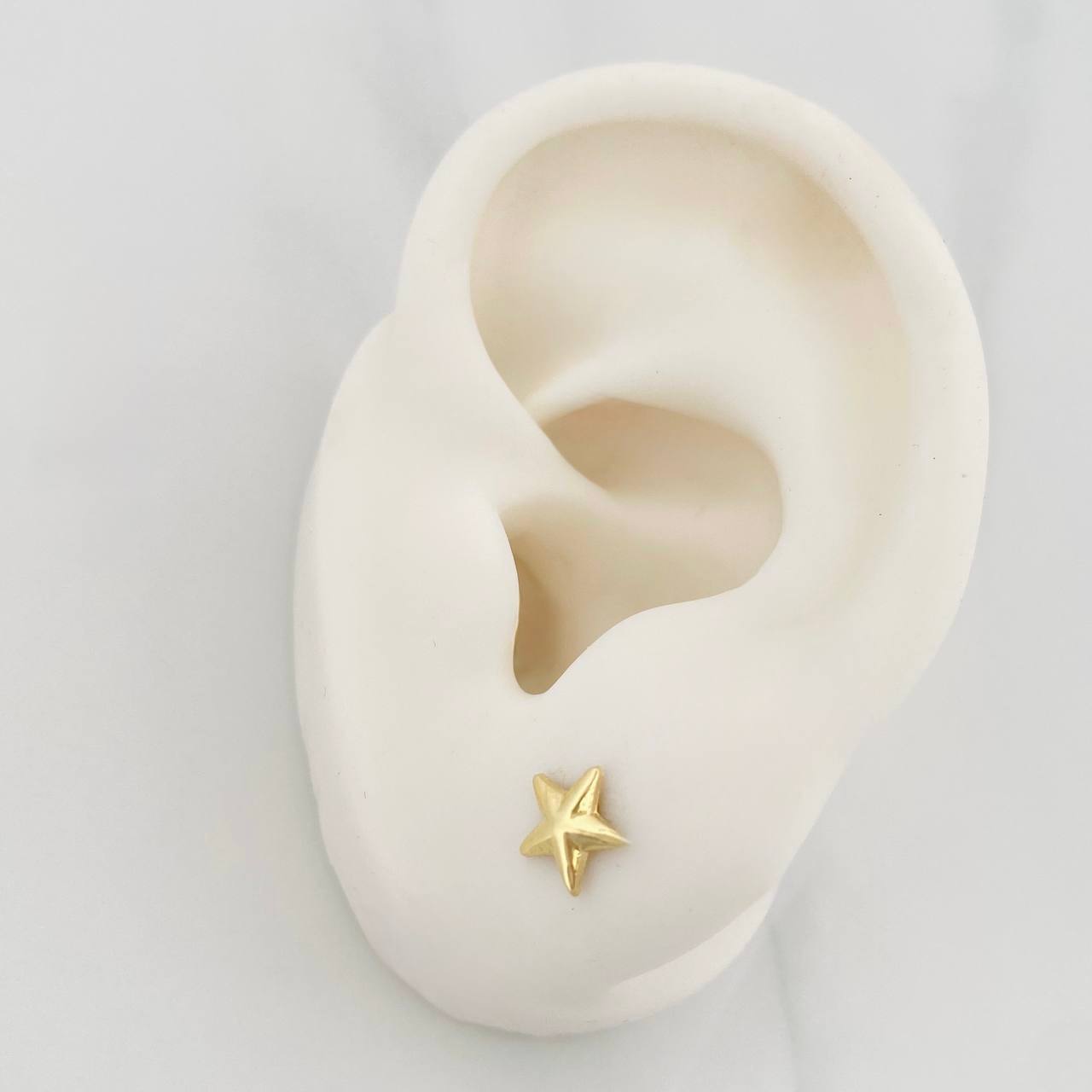 Topos Estrella De Mar 0.55 g / 7.1 mm Oro Amarillo 18K