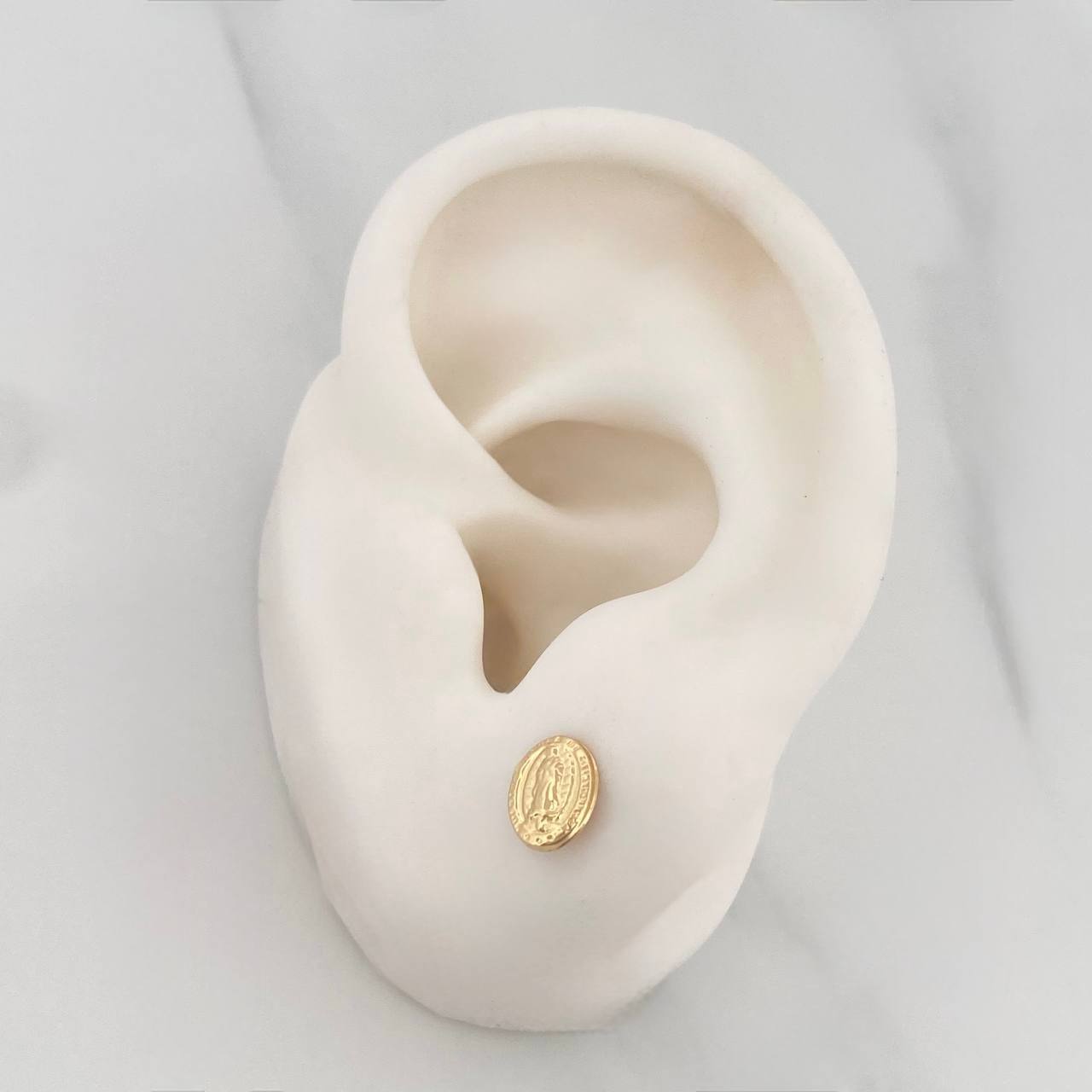 Topos Virgen Guadalupe 0.6 g / 5.7 mm Oro Amarillo 18K