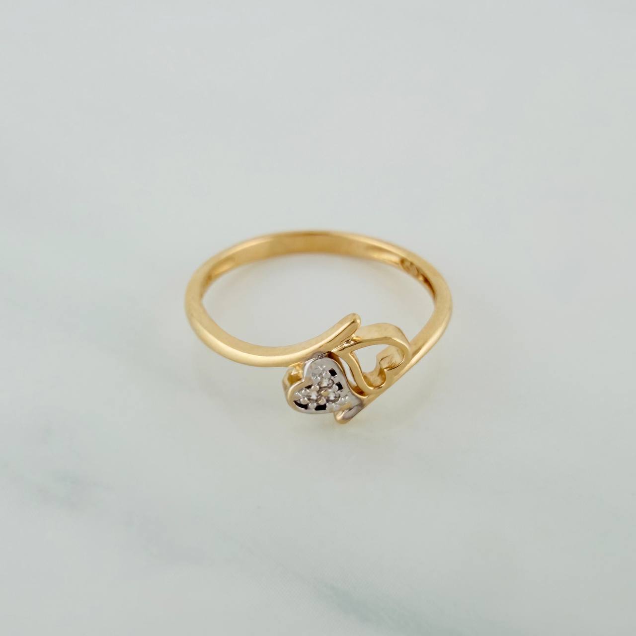 Anillo Corazon Doble 1.9gr / T7 / 2cm / Dos Oros Amarillo Blanco 18K $