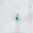 Dije Cuadrado 0.55gr / 1cm / Esmeralda 33Pts Oro Amarillo 18K (Joya) ©