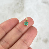 Dije Cuadrado 0.6gr / 1cm / Esmeralda 46Pts Oro Amarillo 18K (Joya) ©