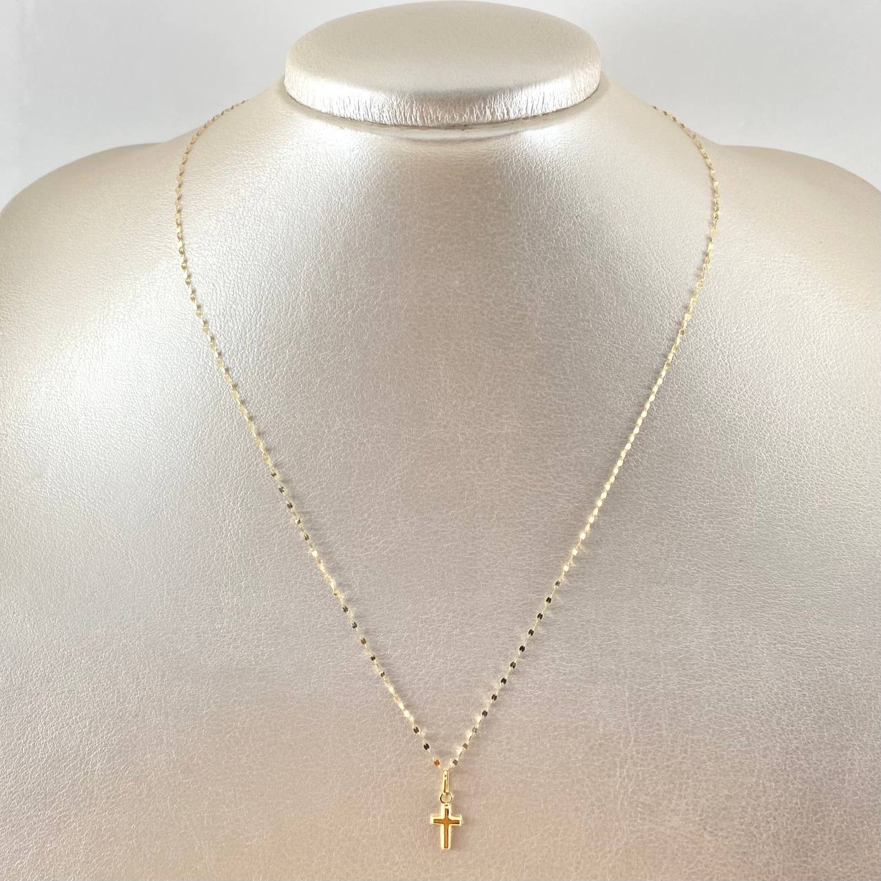 Set Cadena y Dije Flor Espejo + Cruz Lisa 0.6gr / Oro Amarillo 18K (Oferta)