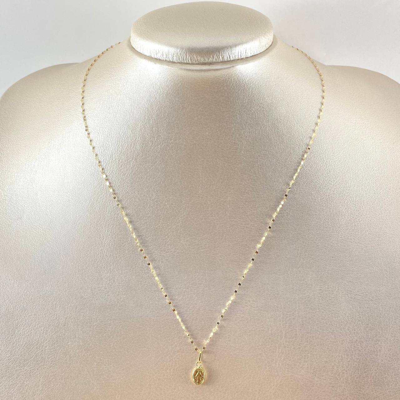 Set Cadena y Dije Mini Flor Espejo + Virgen Milagrosa 0.7gr / Oro Amarillo 18K