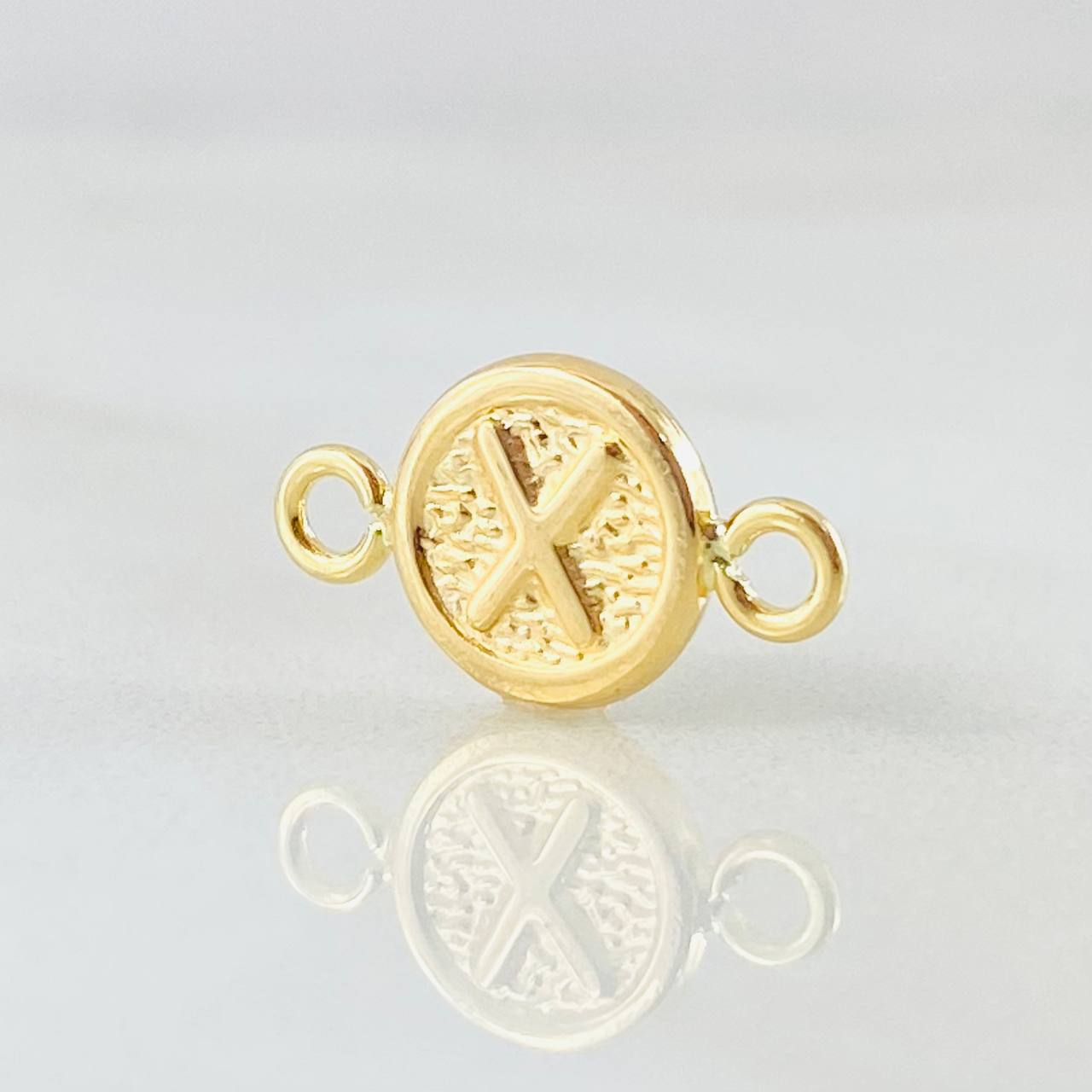 Herraje Letra X 0.35gr / 1.4cm / Oro Amarillo 18K