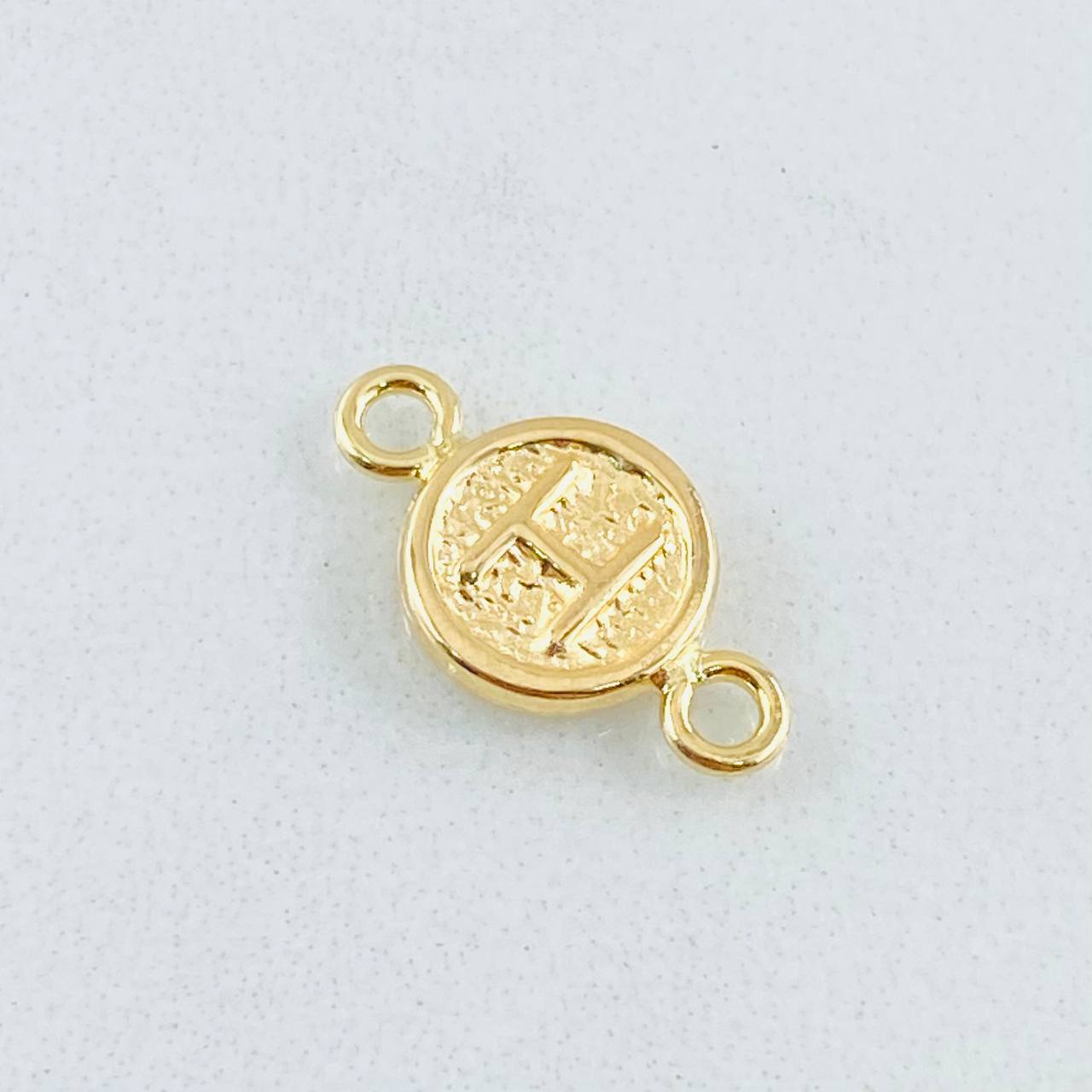 Herraje Letra H 0.4gr / 1.4cm / Oro Amarillo 18K