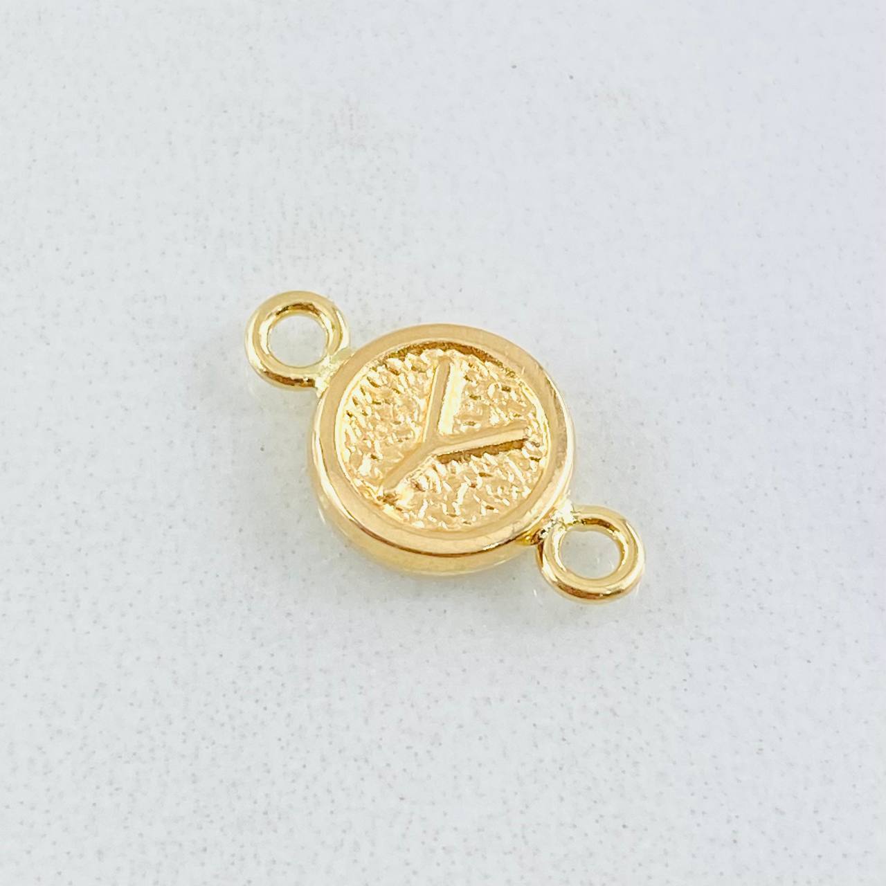 Herraje Letra Y 0.4gr / 1.4cm / Oro Amarillo 18K