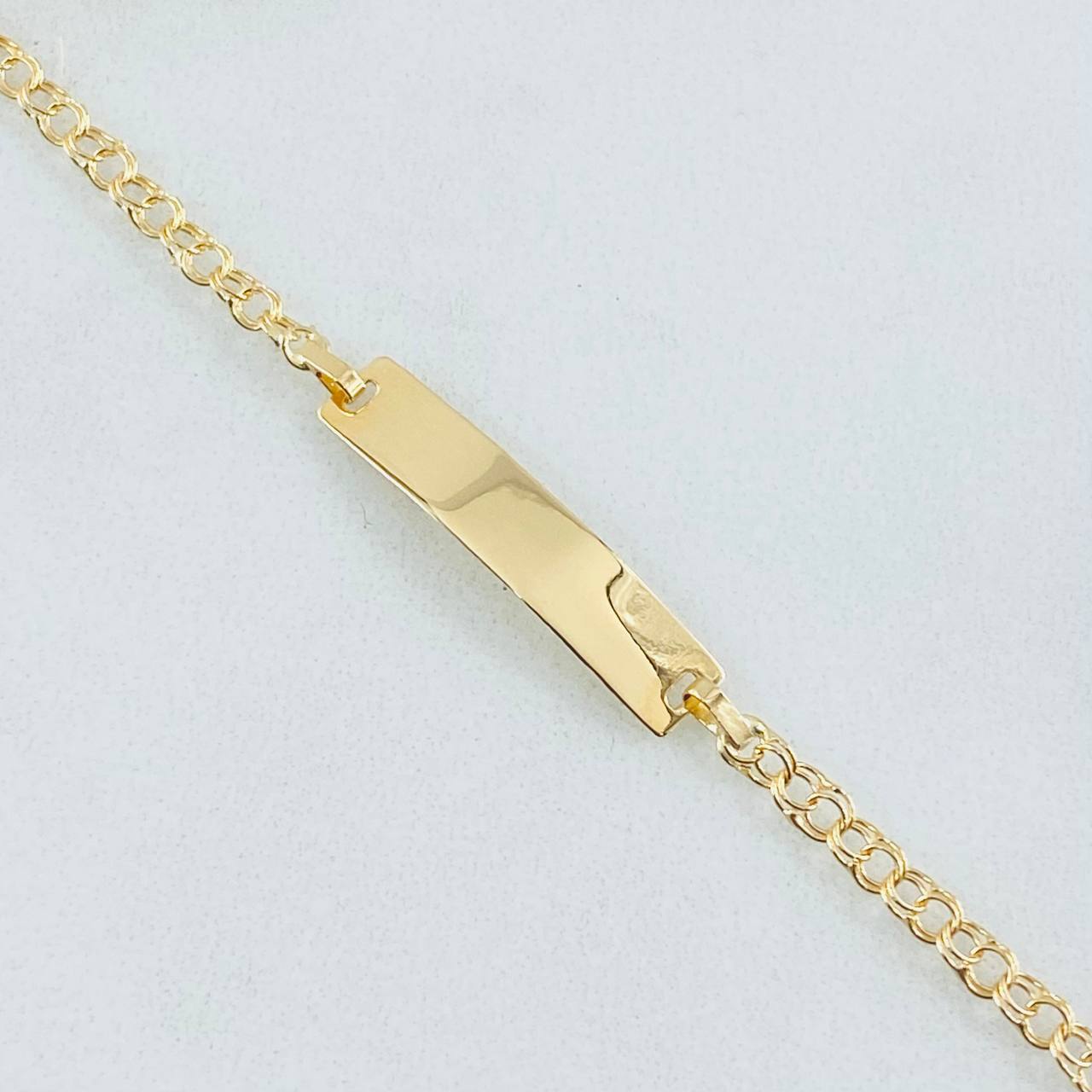 Pulso Bebé Aro Seguido Placa Rectangular 1.35gr / 15cm / Oro Amarillo 18K *