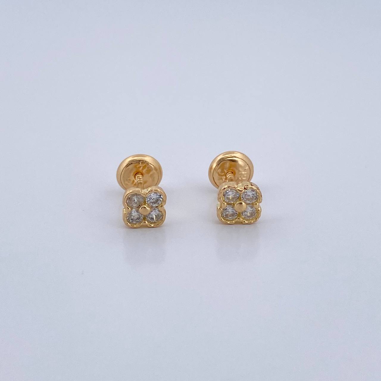 Topos Flor 1.1gr / Oro 18K &