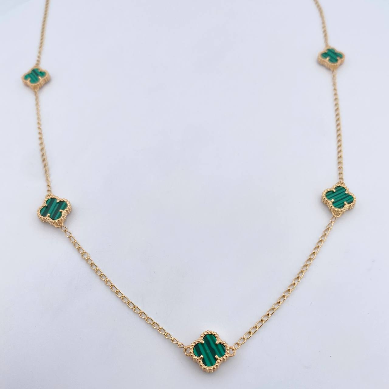 Cadena Espiga Trebol Gradual 8.05gr / 49.4cm-51.4cm / 1.5mm Malaquita Verde Oro Amarillo Nac.Esp. 18K $