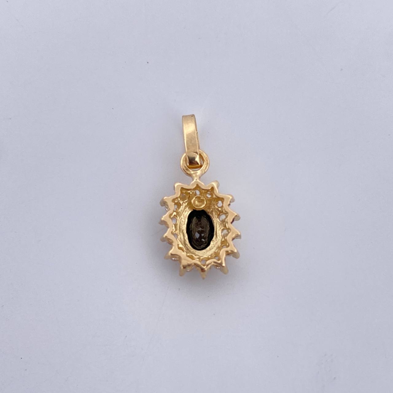 Dije Halo 1.35gr / 1.8cm / Circones Negro Blancos Oro Amarillo 18K &