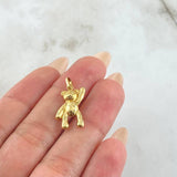 Dije Oso Manito Arriba 0.75gr / 2.5cm / Oro Amarillo 18K ©