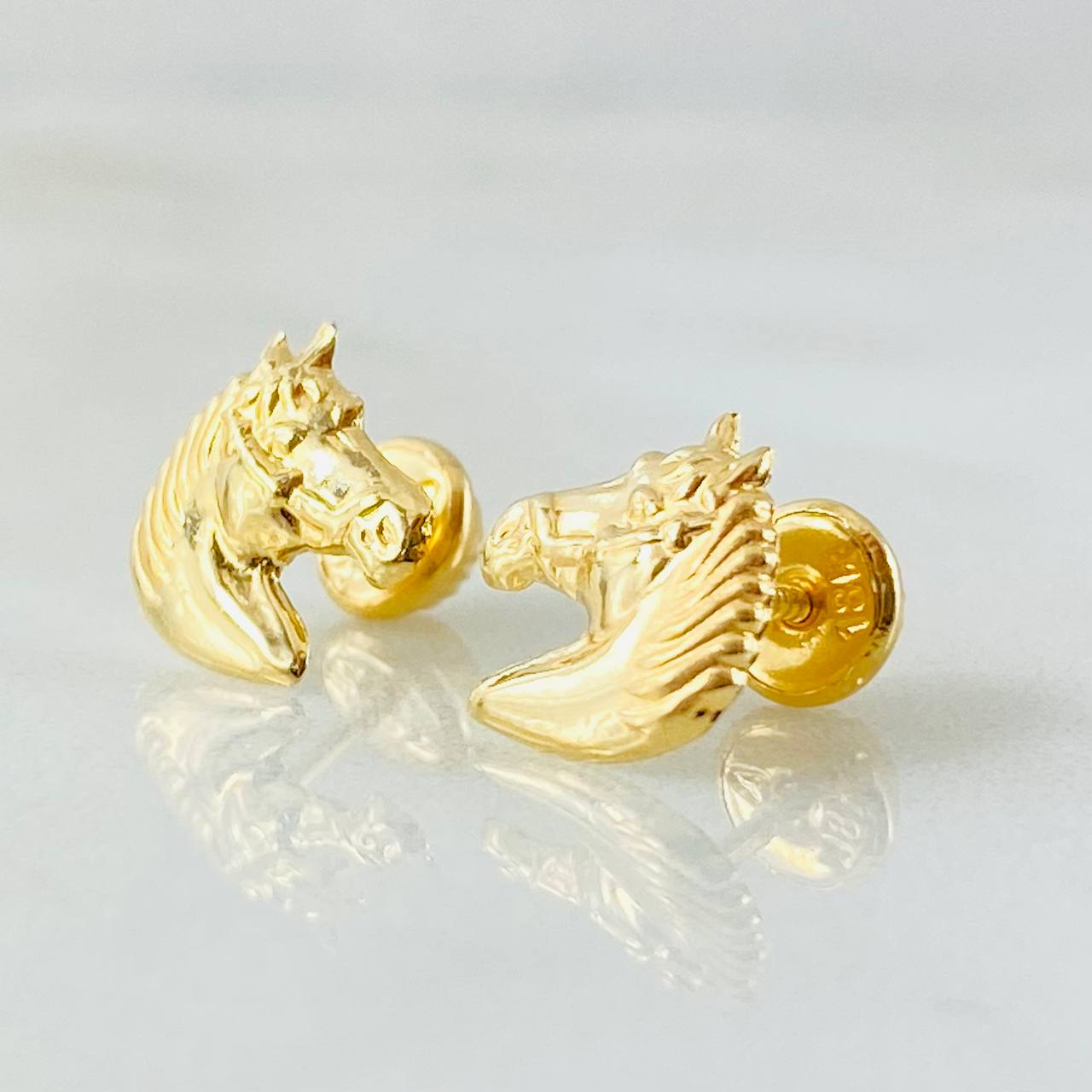 Topos Caballo 0.9gr / Oro Amarillo 18K *