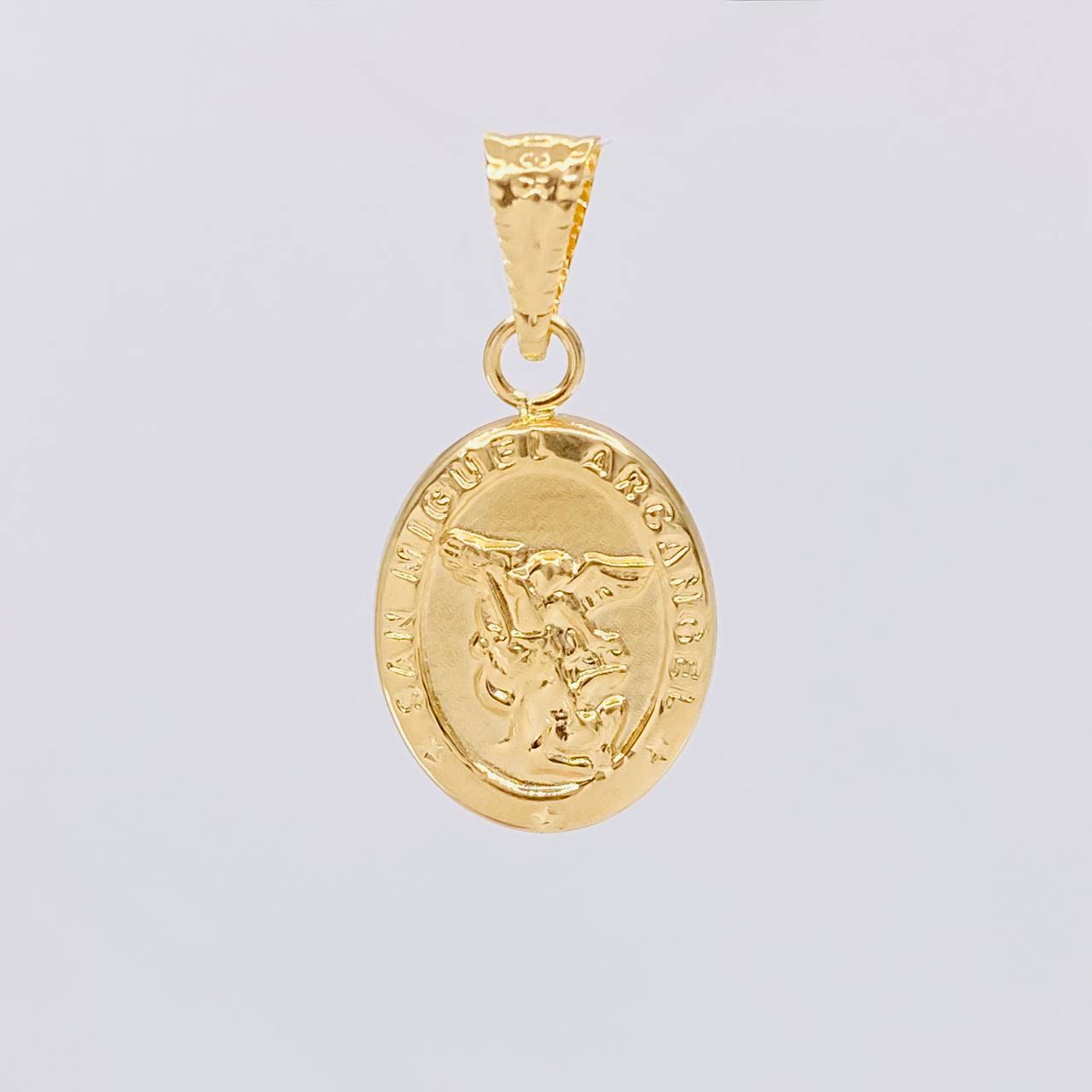 Dije San Miguel Arcangel 0.95g / 2.4cm Oro Amarillo 18K
