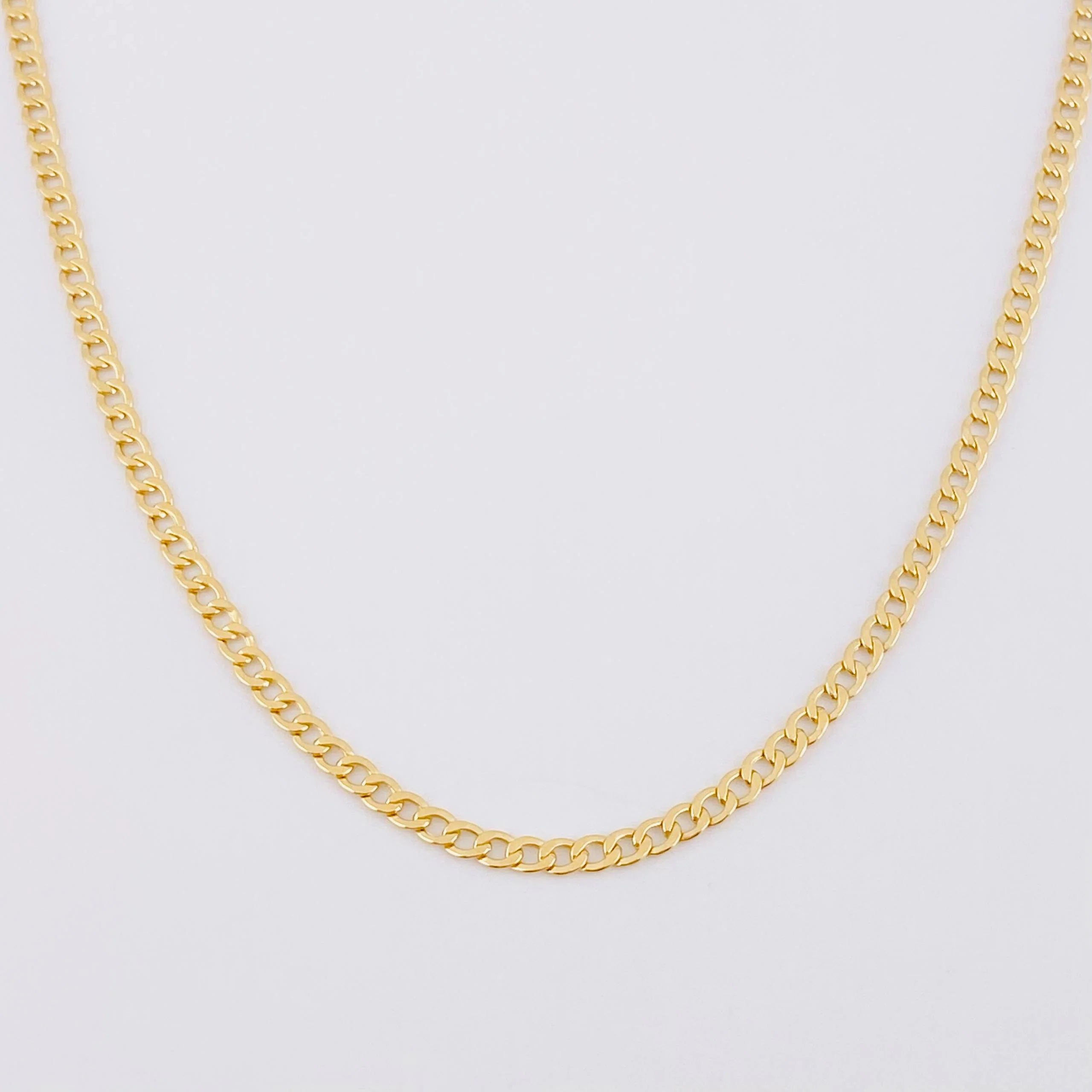 Cadena Cubana 2.55g / 60cm / 2.4mm Oro Amarillo 18K