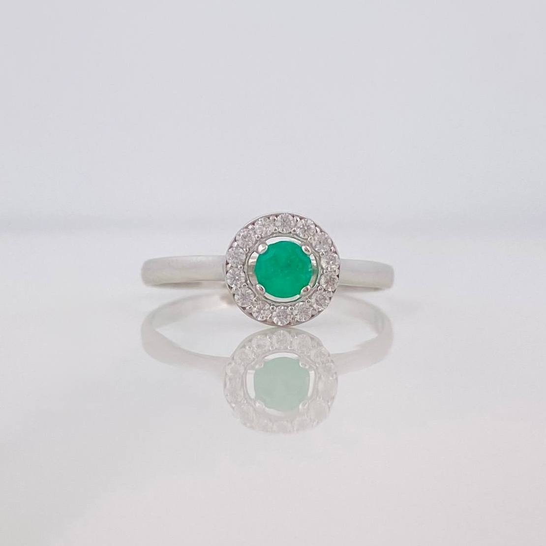 Anillo Solitario Halo Esmeralda 14 Pts 1 g / T6 1/2 Plata 925
